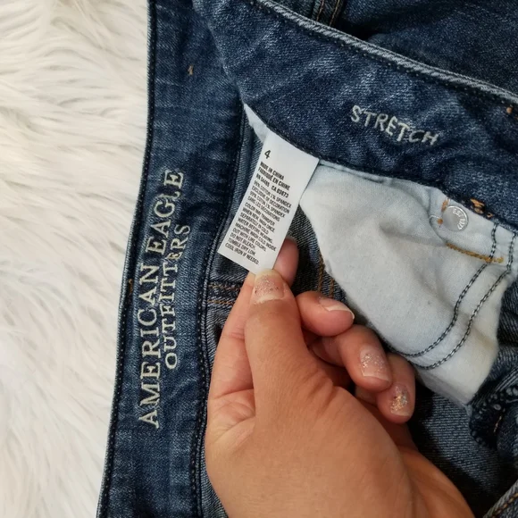 AMERICAN EAGLE Blue Shorts With Flowers Stretch SIZE 4. - Picture 16 of 16